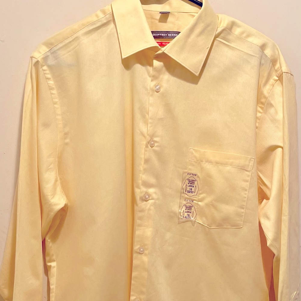 New with Tags Men’s button down shirt